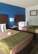 null Econo Lodge Inn and Suites I 64 and US 13