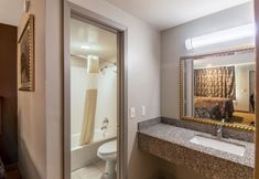 Others 4 Rodeway Inn Arlington