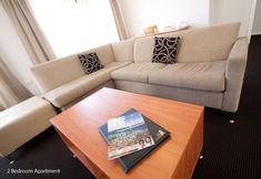 Others 5 Charles Sturt Suites and Apartments (ex. Best Western Plus Charles Sturt Suites)