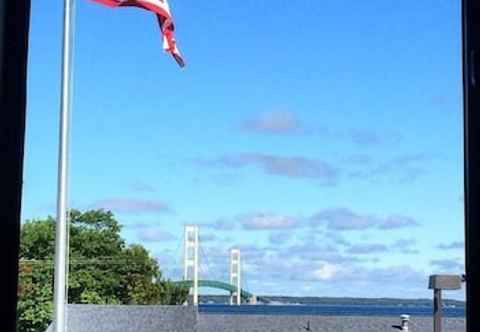 Others Super 8 by Wyndham Bridgeview of Mackinaw City