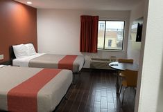 Others 3 Relax Inn (ex Motel 6 Franklin In)