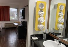 Others 6 Relax Inn (ex Motel 6 Franklin In)