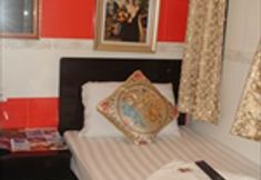 Others 3 Singapore Hostel