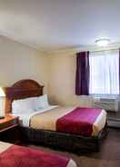 null Econo Lodge Inn and Suites Northborough MA