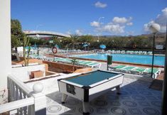 Others 5 RT-Green Park