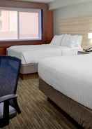 null Holiday Inn Express Sedona ( ex Sedona Village Oak Creek Inn (La Quinta Inn)