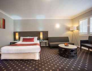 Lain-lain 2 Ramada Hotel & Suites by Wyndham Sydney Cabramatta