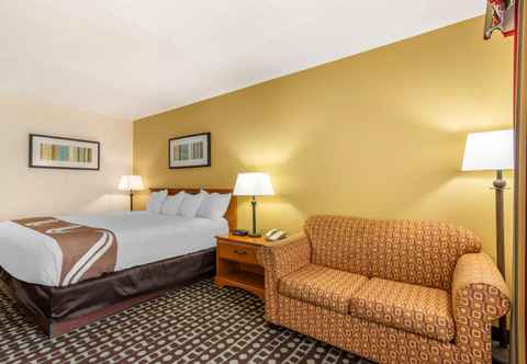 Others Quality Inn Fayetteville near Historic Downtown Square (ex Holiday Inn Express Fayetteville)