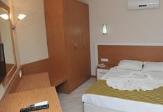 Others 3 A Hotel Side (ex Harmony Hotel)