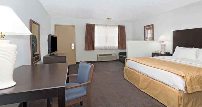 Others Days Inn & Suites by Wyndham Santa Rosa