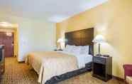 Others 7 Quality Inn and Suites Sellersburg