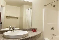 Lain-lain 7 SureStay Plus Hotel by Best Western Niagara Falls East