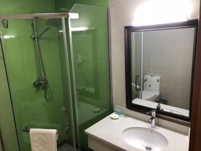 Others 4 GreenTree Inn Xi'an Gaoling District Handan Industrial Park Express Hotel