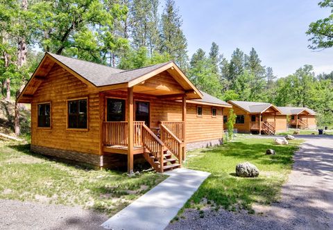 Others State Game Lodge at Custer State Park Resort