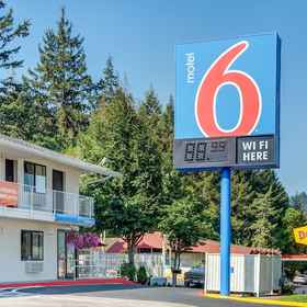 Motel6 Eugene, OR - South Springfield 1, リバーリッジ ゴルフ コースホテル