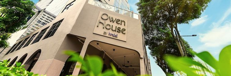 Others Owen House by Hmlet