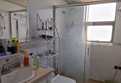 Others 5 Pinkhostelling laternational