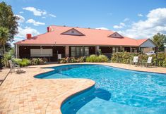 Others 5 Nepean Shores Riverside Resort & Conference Centre
