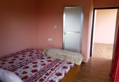 기타 3 Begnas Yoga & Retreat