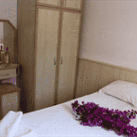 森内特公寓酒店 1, 酒店 博德鲁姆