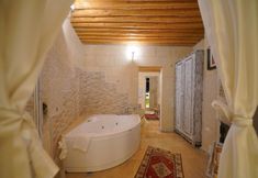 Others 2 Karlä±k Cave Suite