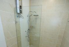 Others 3 The Bed Hotel