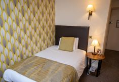 기타 5 The Cross Hands Hotel