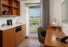Others 4 SpringHill Suites Charleston Riverview