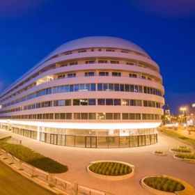 Empire Apart 1, Hotel Krzyki