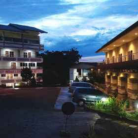 Bukit Indah Lestari 1, Hotel Maninjau, Sumatera Barat