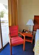 null Days Inn and Suites by Wyndham Clermont