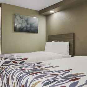 Red Roof Inn Chicago - N Aurora/Naperville 1, Hotel Aurora University