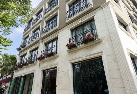 Others Petrion Hotel