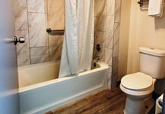 其他 6 Highland Inn