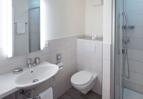 Others Minotel Baeren