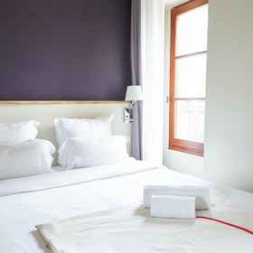 Domaine and Cie 1, Khách sạn Paul Cezanne University