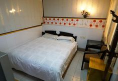 Others 5 Vila Universal