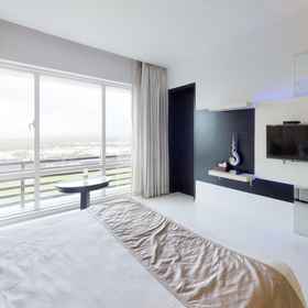 Muza hotels at eskay resorts (ex The E-Hotel) 1, Hotel Global Vipassana Pagoda