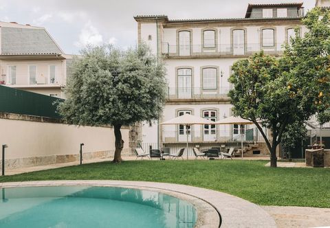 Khác Torel Royal Court