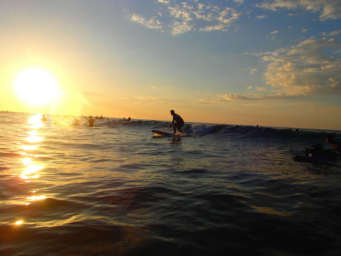 SURFING