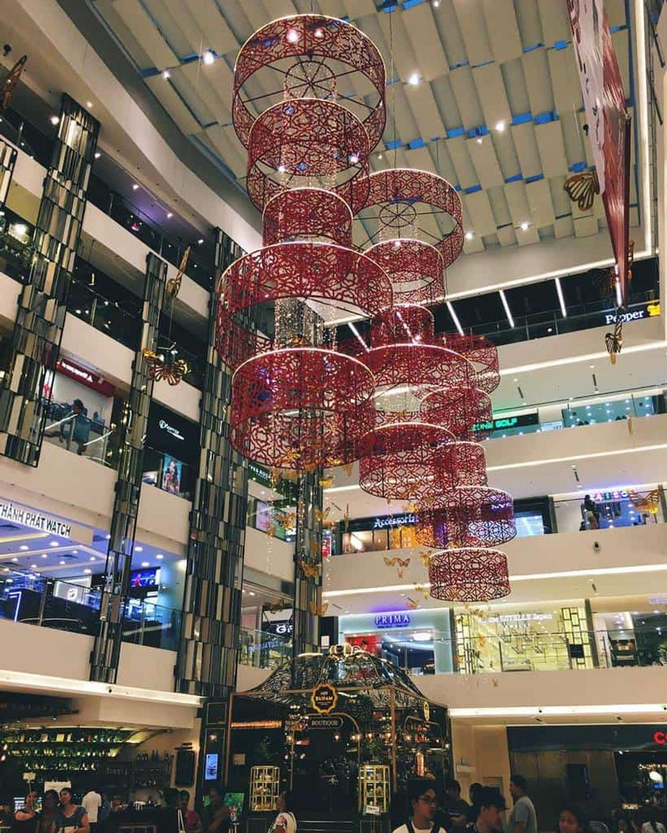 cẩm nang du lịch sài gòn-trung tâm thương mại takashimaya-saigon center