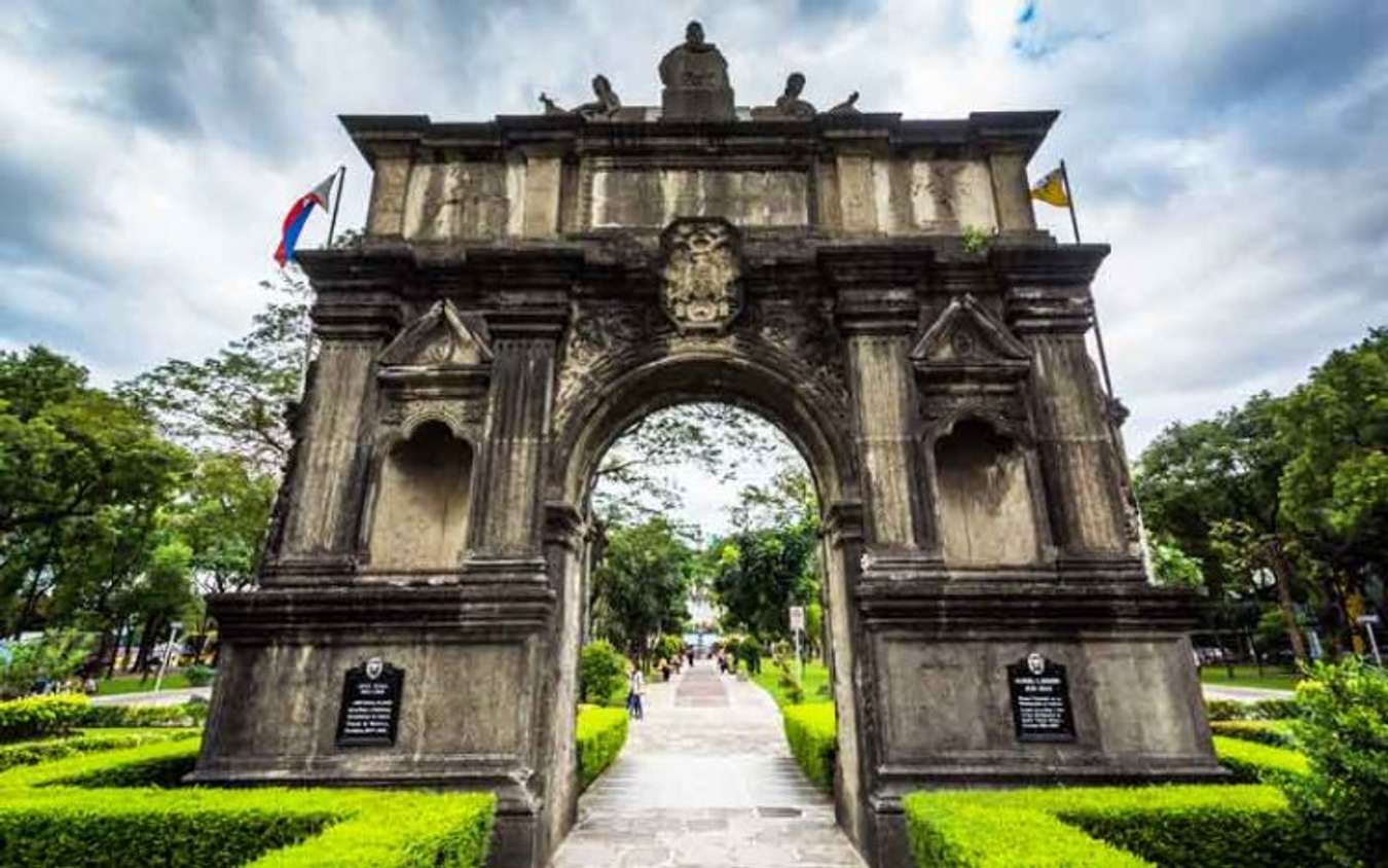 university_of_santo_tomas