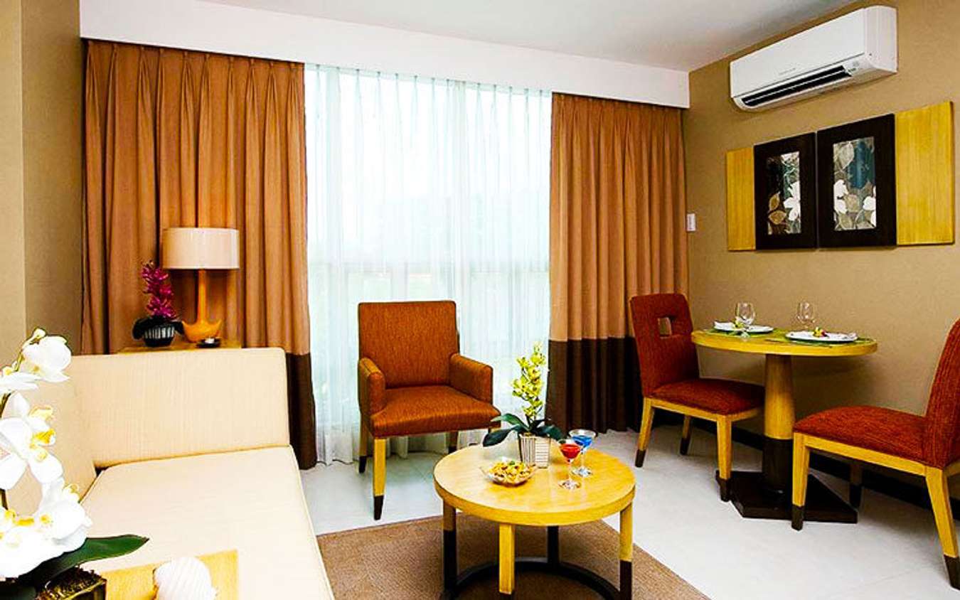 One Tagaytay Place Hotel Suites