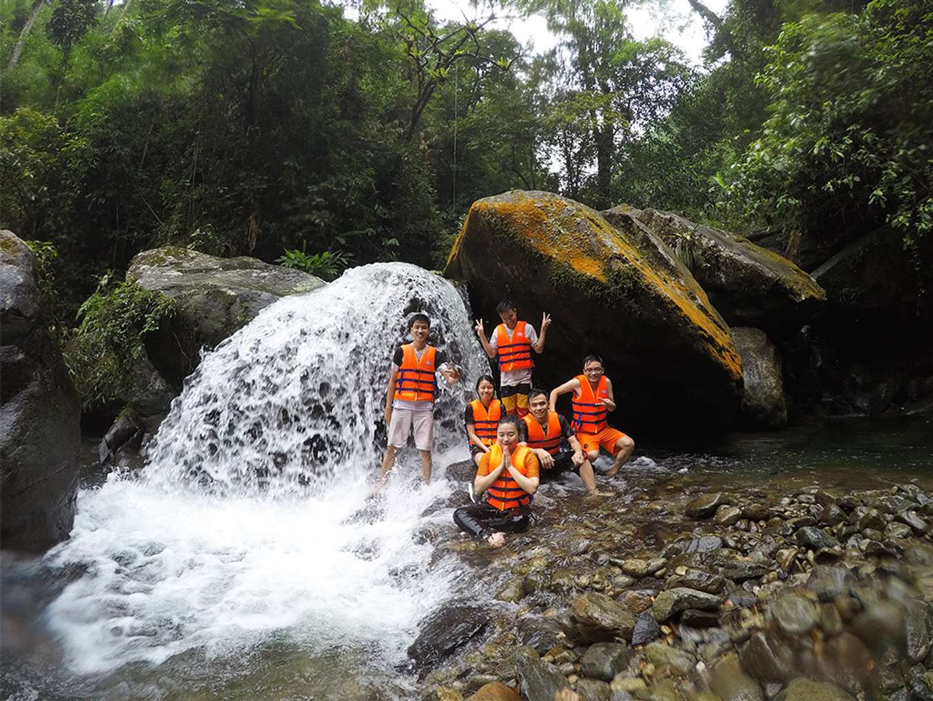 Trekking thác Cửa Tử: Cứ bước về phía trước, bạn sẽ tới đích thôi - Traveloka Golocal 