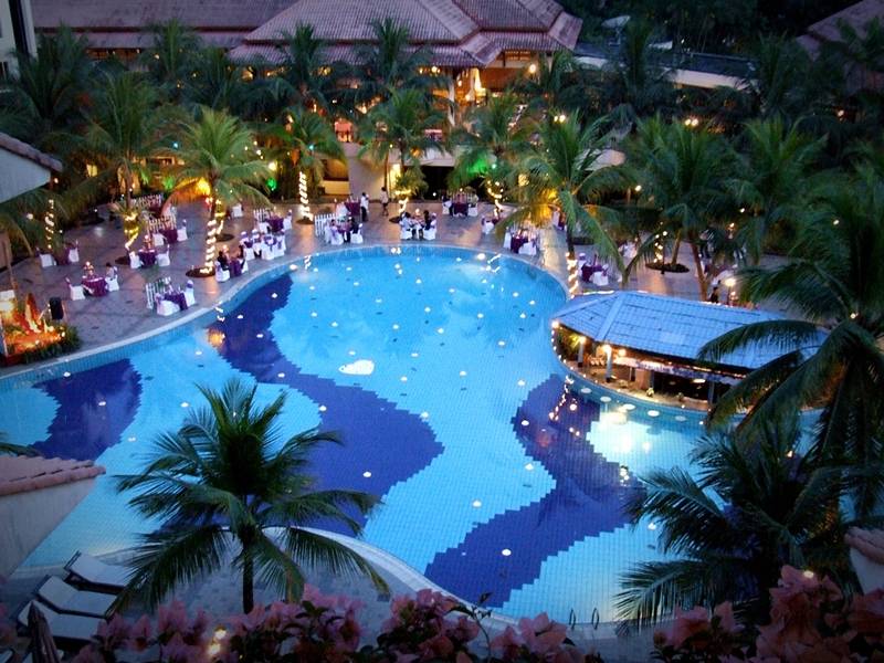 La Grandeur Palm Resort