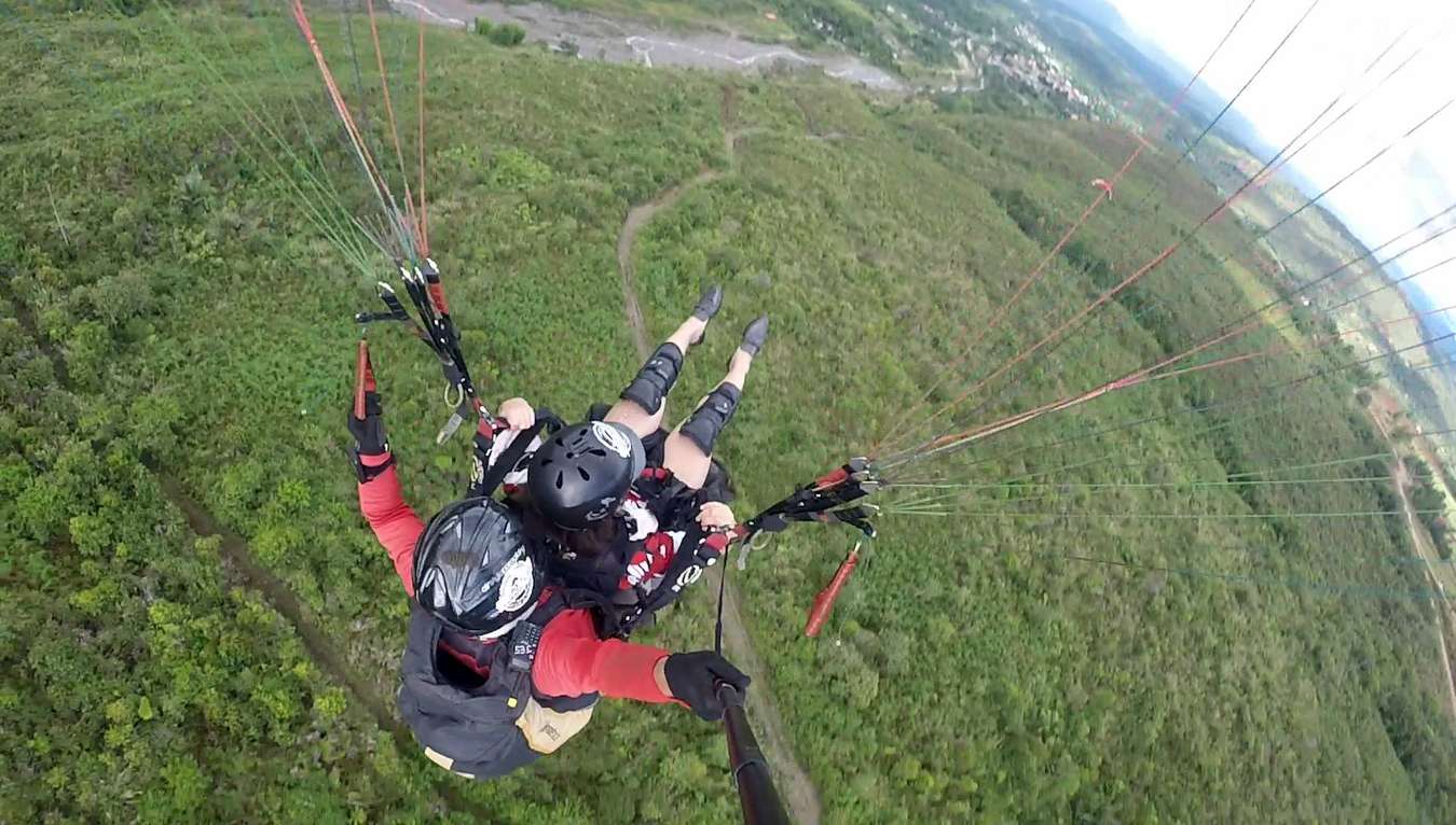 Tandem Paragliding Ranau