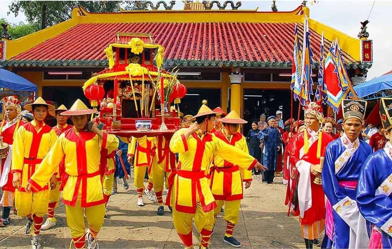 Lưu ngay 5 lễ hội lớn nhất ba miền nhân dịp Tết đến xuân về
