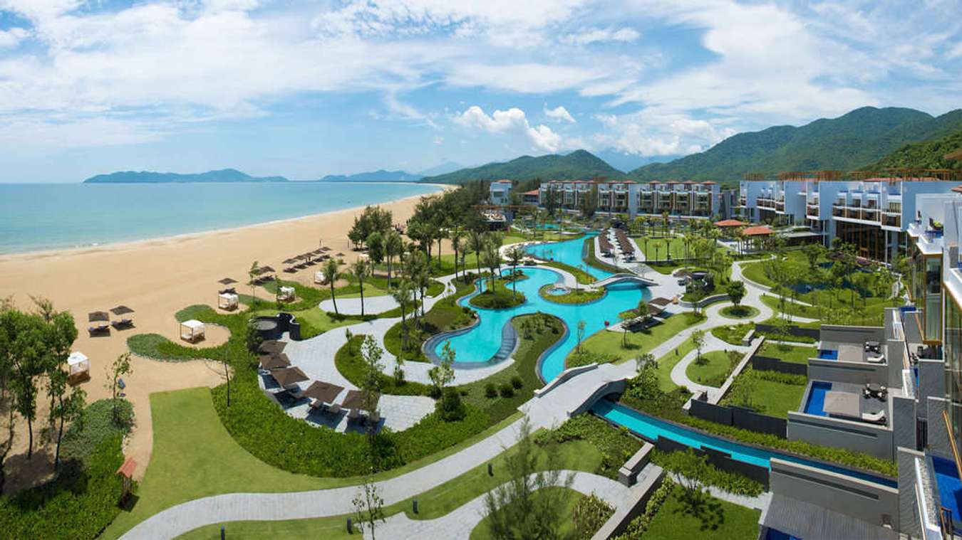 Top 6 khu nghỉ dưỡng ở Huế được mệnh danh là thiên đường nhiệt đới chốn Cố đô