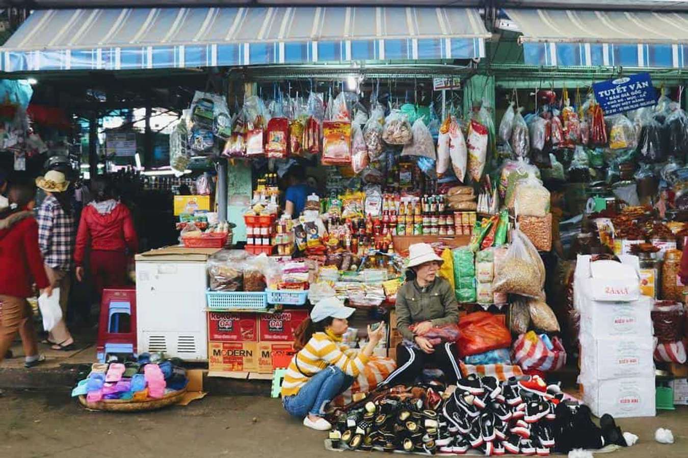 Điểm mặt các khu chợ ăn vặt trứ danh ở Đà Nẵng
