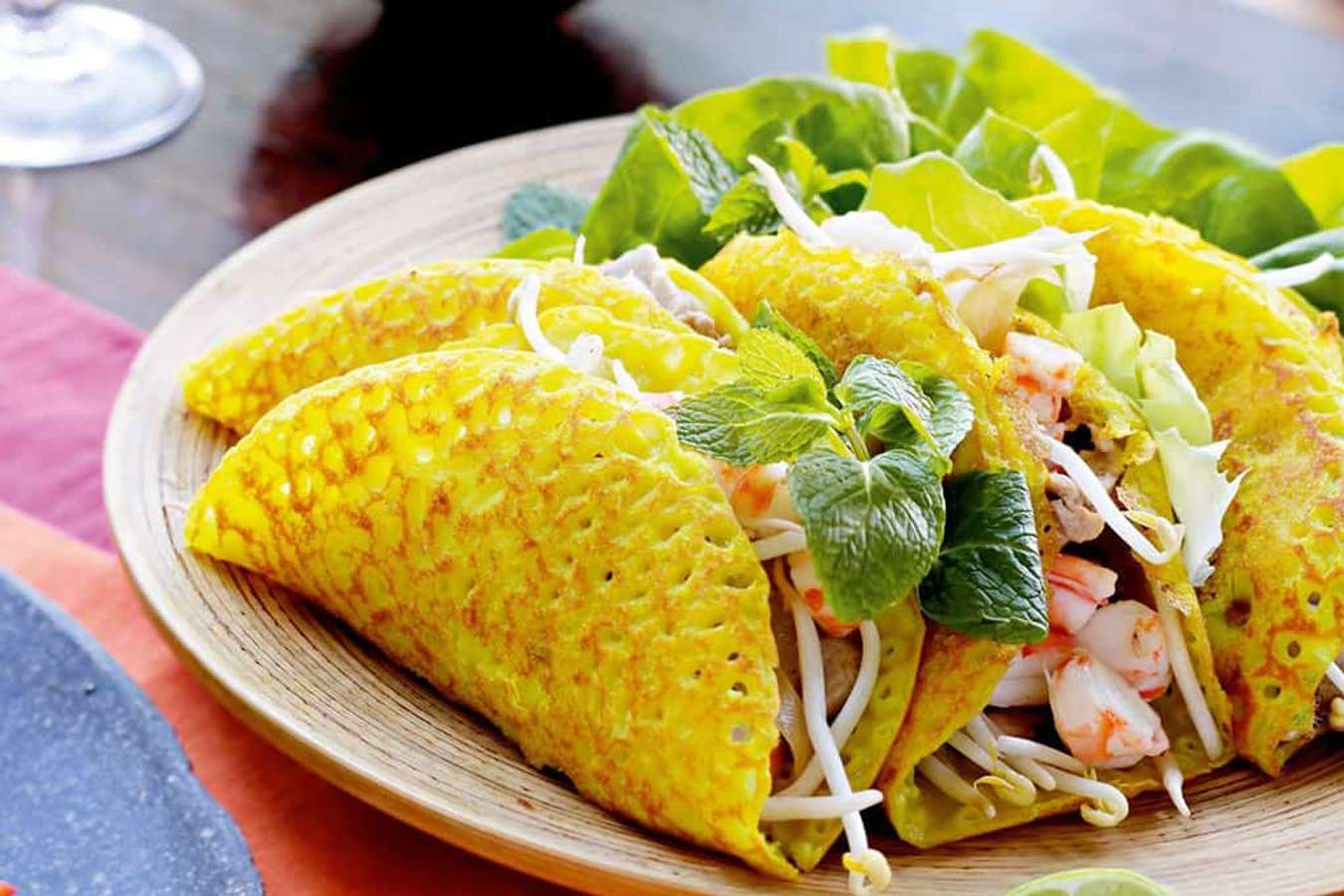 Ăn gì ở Huế - bánh khoái